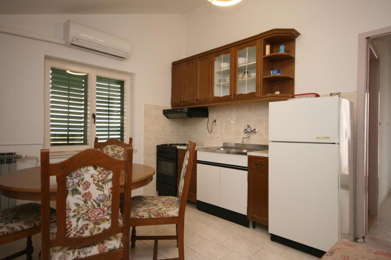 Apartments By The Sea Turanj, Biograd - 6445 Экстерьер фото
