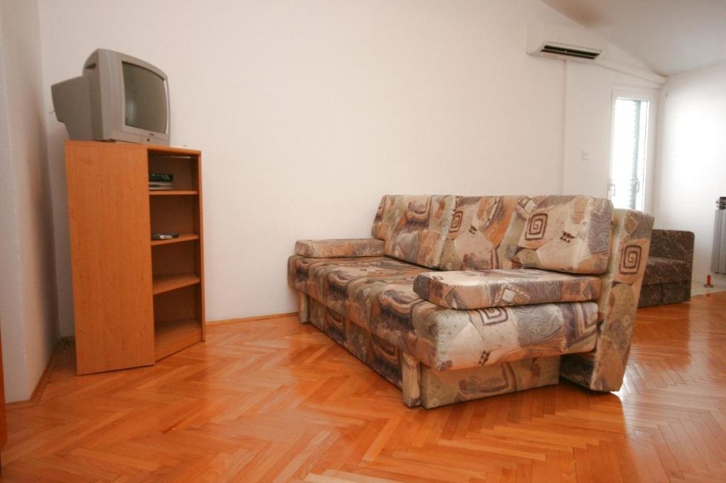 Apartments By The Sea Turanj, Biograd - 6445 Номер фото